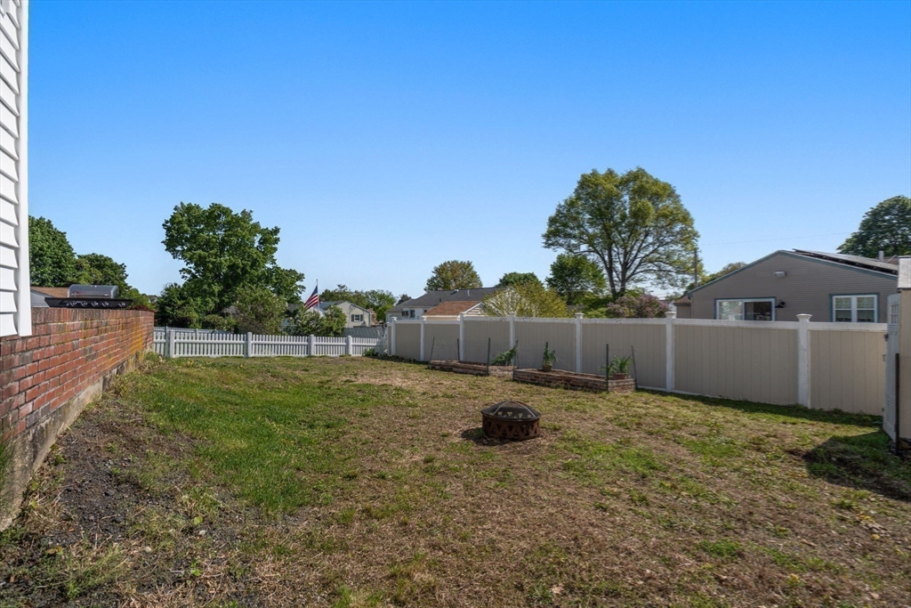 37 Porter Road Marlborough, MA 01752 - Photo 36 of 40 Gallery Image 36