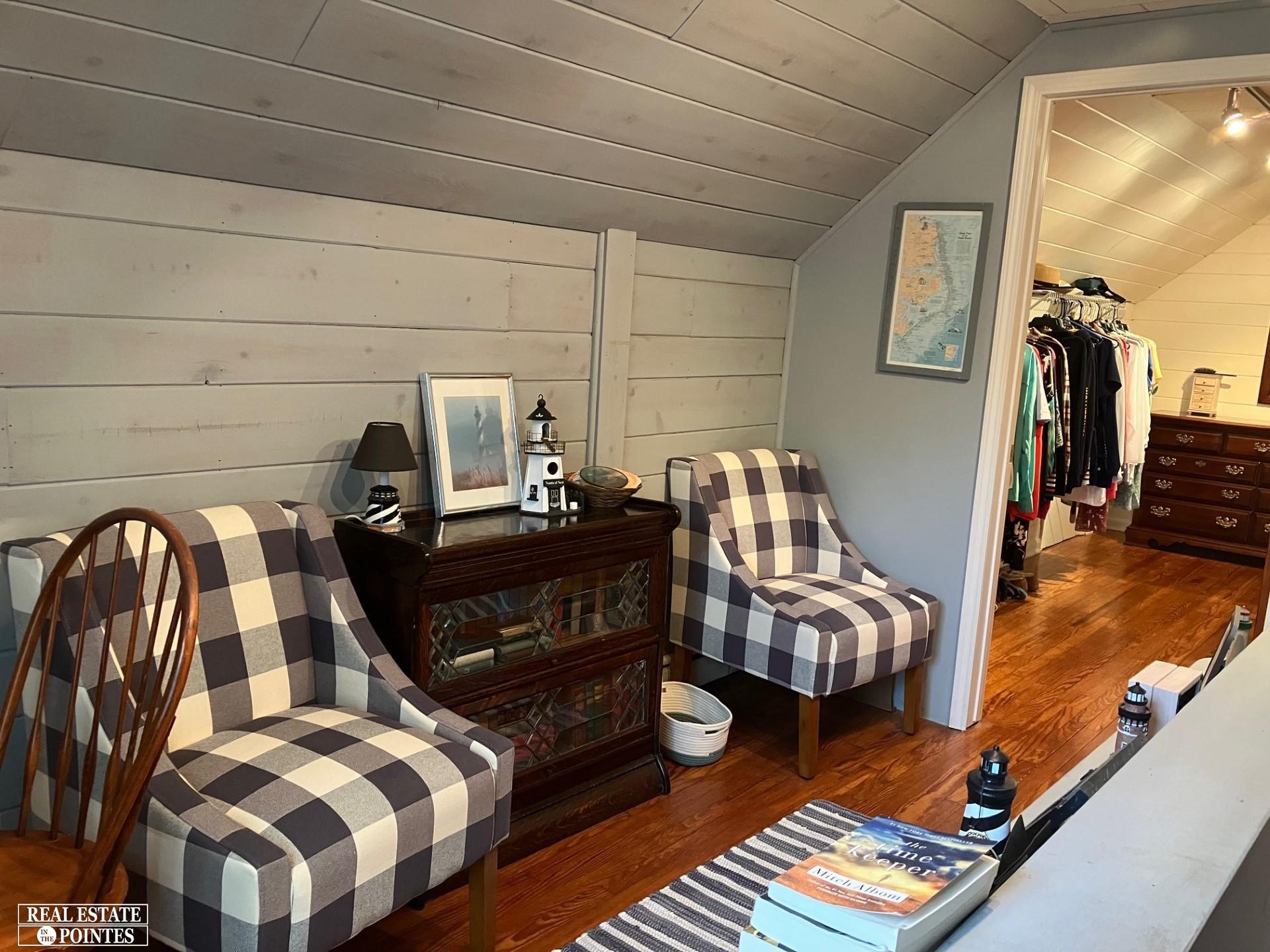 1231 Hawthorne Road Grosse Pointe, MI 48236 - Photo 19 of 41 Gallery Image 19