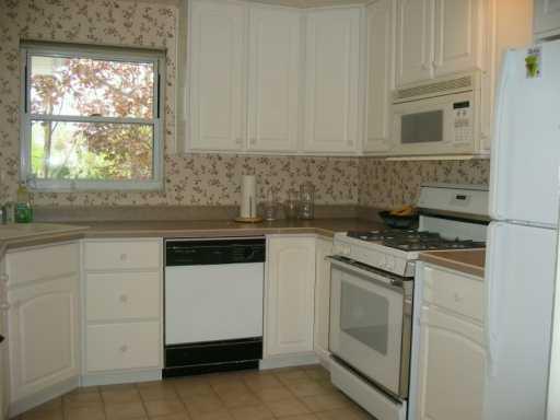 449 Orchard Spring Road Pittsburgh, PA 15220 - Photo 3 of 8 Gallery Image 3