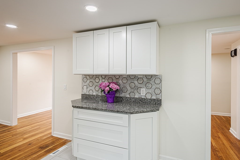 39 Kalmia Road Holbrook, MA 02343 - Photo 5 of 32 a view of kitchen cabinets and window