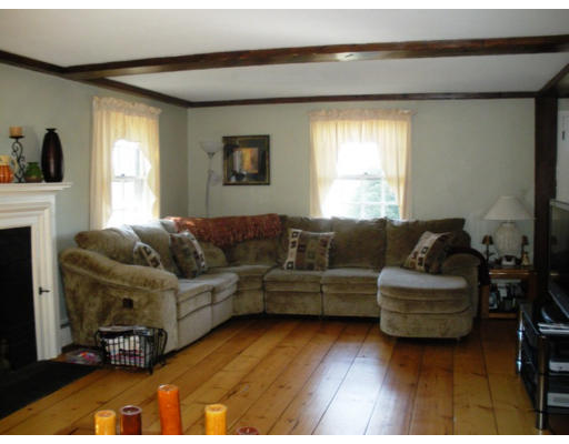 178 Federal Hill Road Milford, NH 03055 - Photo 5 of 12