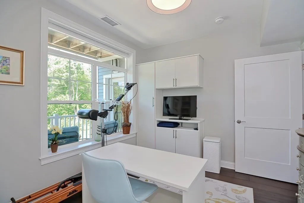 635 Old Post Road, Unit 210 Sharon, MA 02067 - Photo 16 of 32