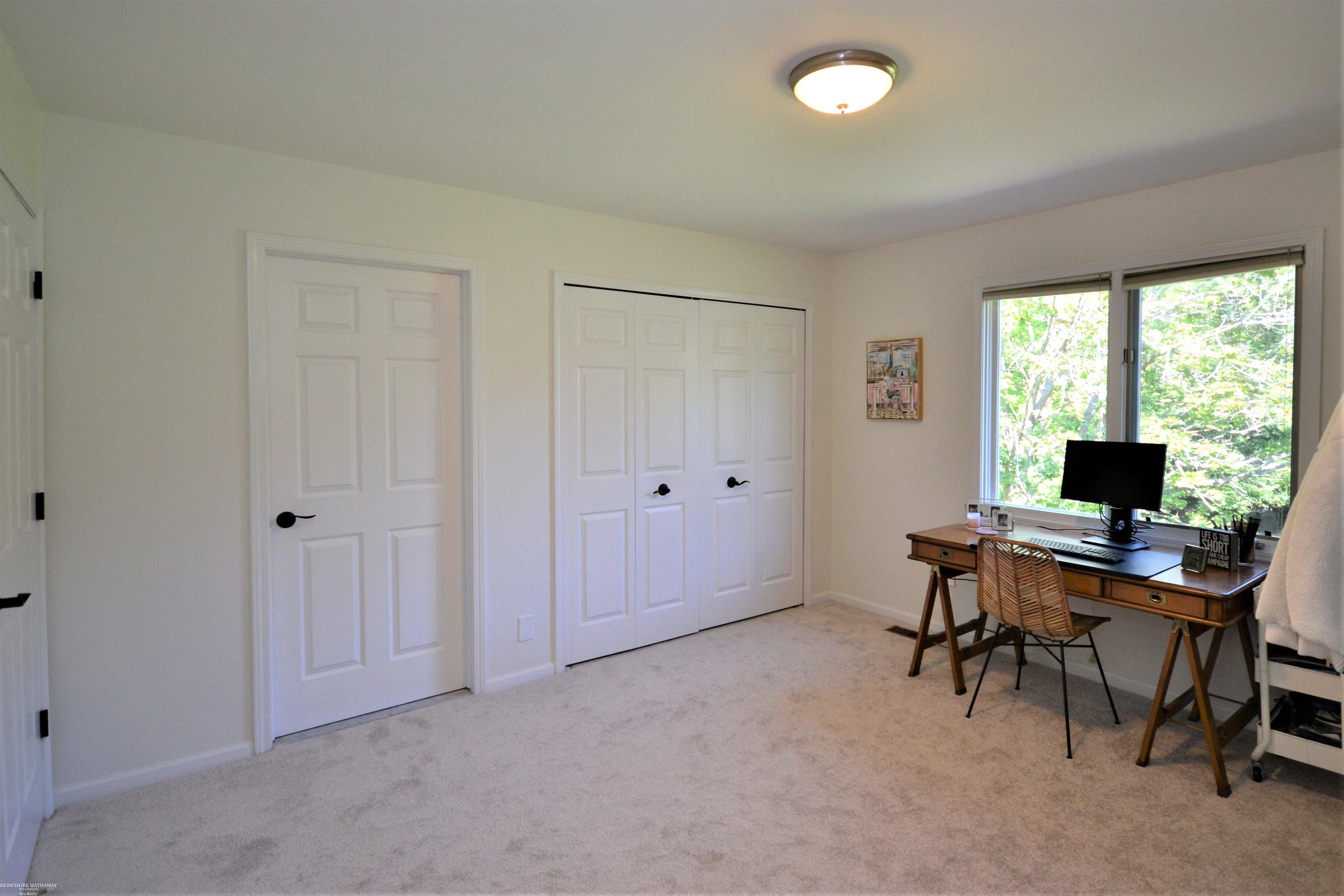 1813 Fox Run Rochester Hills, MI 48306 - Photo 46 of 68