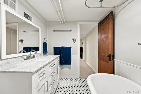 $925,000 | 2318 Albion Street, Denver, CO 80207