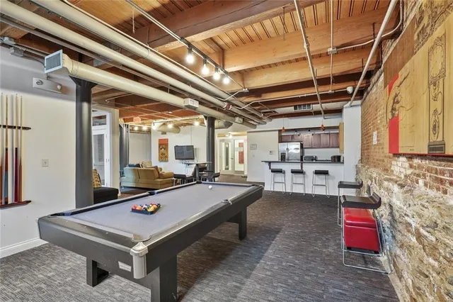 $164,900 | 700 Broadway Boulevard, Unit 412, Kansas City, MO 64105