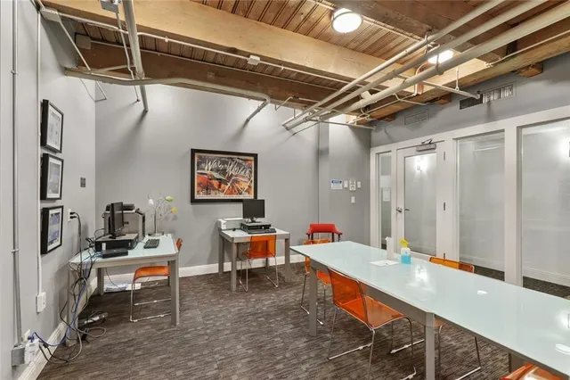 $164,900 | 700 Broadway Boulevard, Unit 412, Kansas City, MO 64105