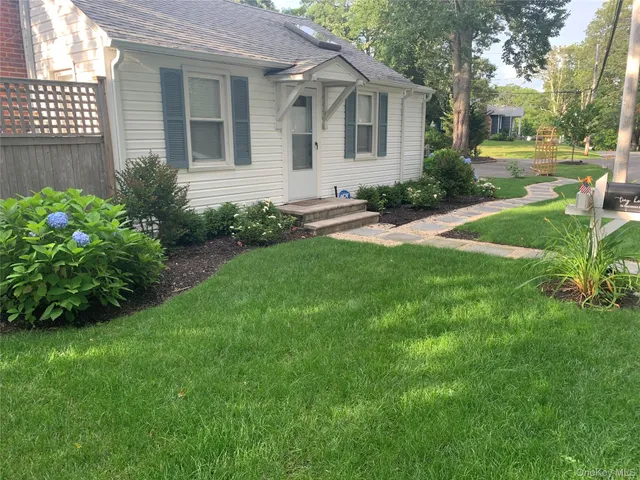 $3,200 | 56 Tuscarora Drive, Centerport, NY 11721