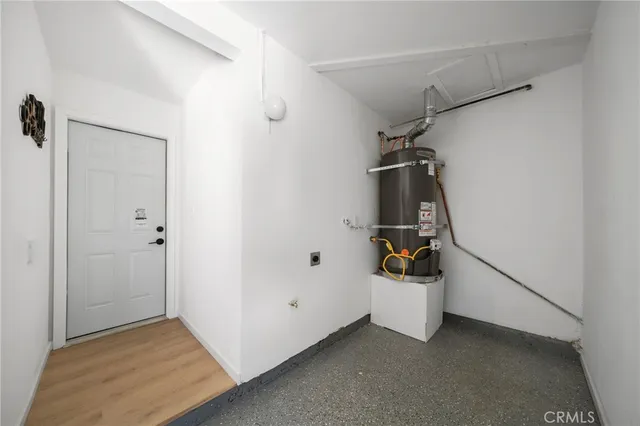 a view of a storage & utility room