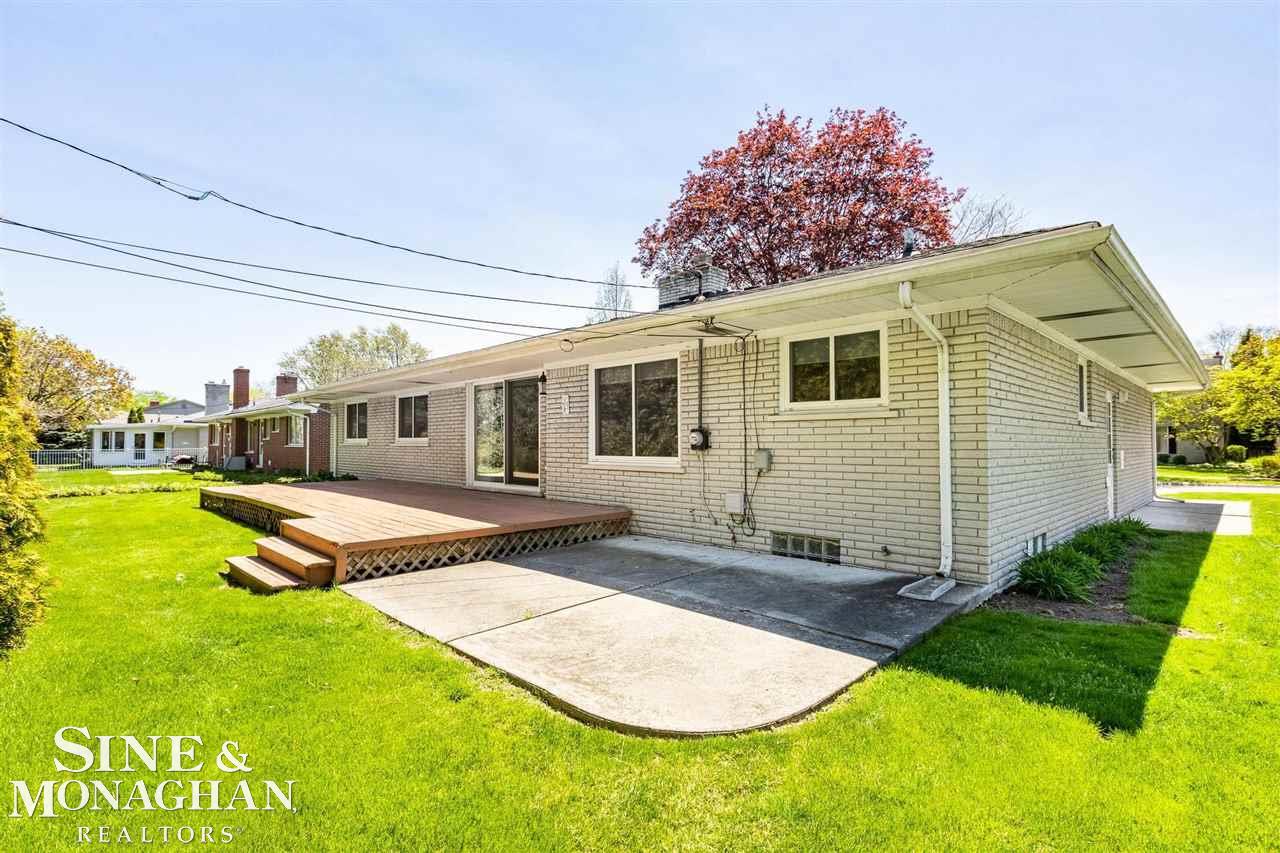 988 Canterbury Road Grosse Pointe Woods, MI 48236 - Photo 25 of 25