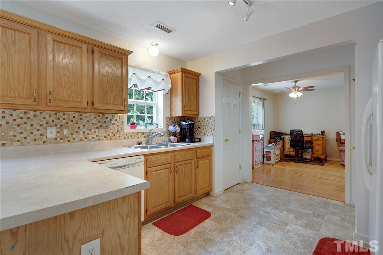 71 Hunters Ridge Cameron, NC 28326 - Photo 11 of 22