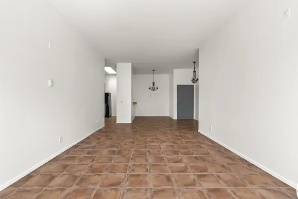 $3,000 | 8328 Regents Road, Unit 3G, San Diego, CA 92122