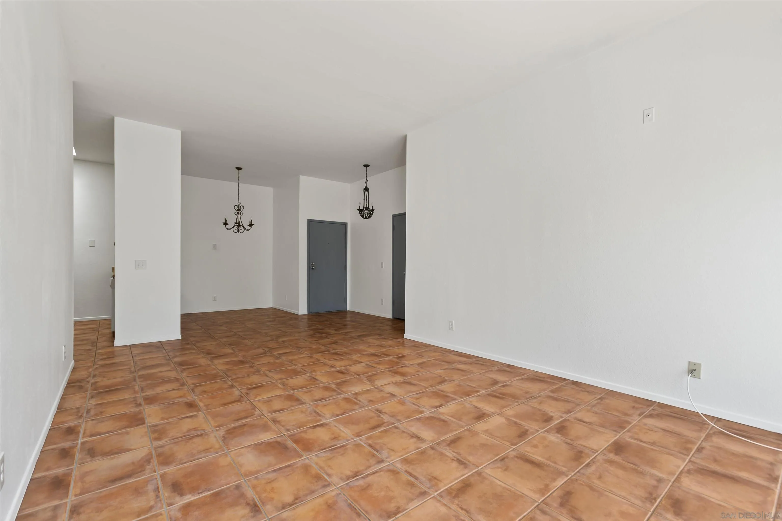 8328 Regents Road, Unit 3G San Diego, CA 92122 - Photo 8 of 23
