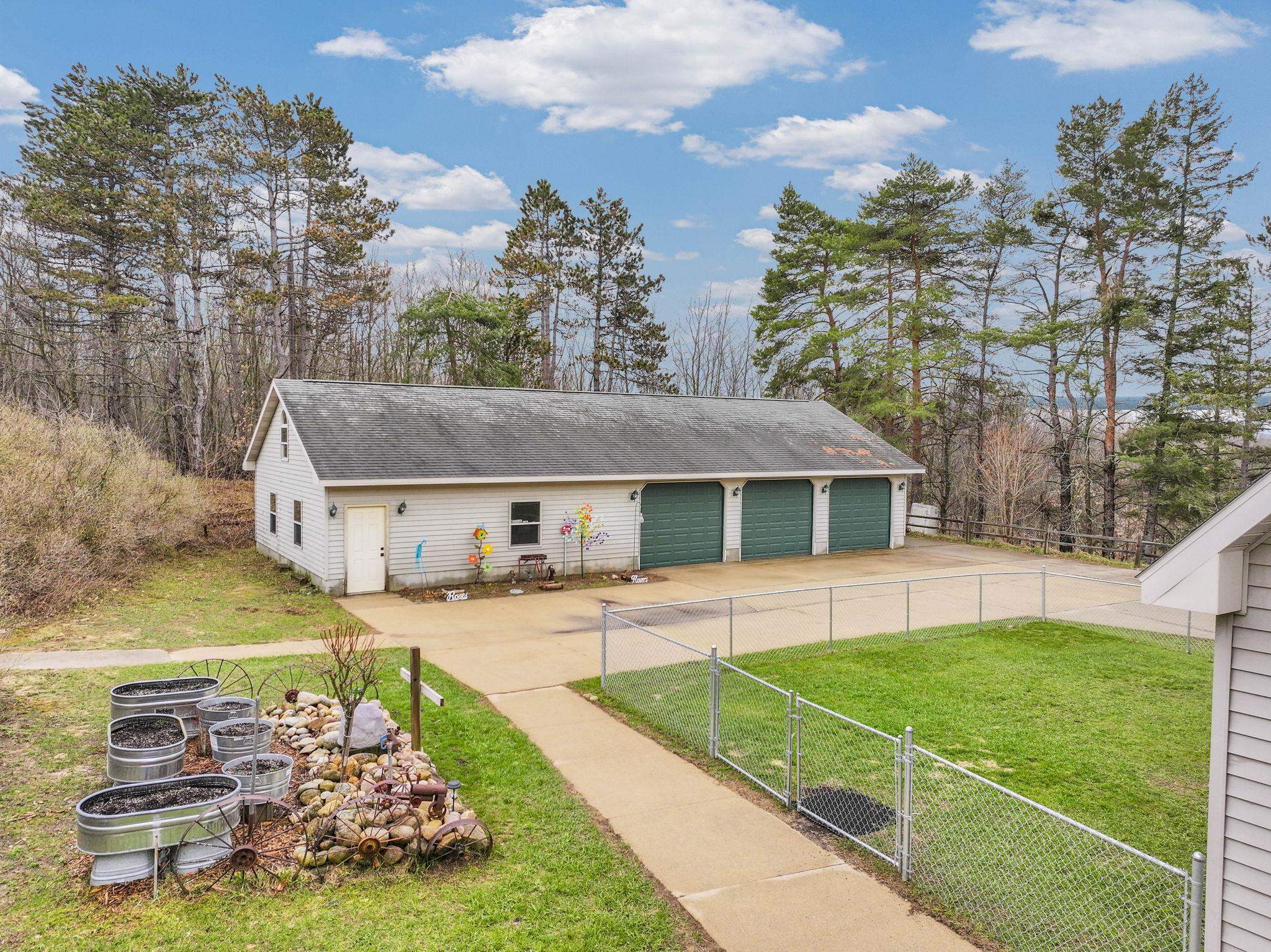 3398 East 16 Road Manton, MI 49663 - Photo 10 of 46