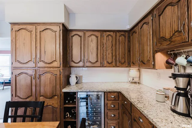 $407,000 | 1502 Nagel Drive, Marion, IL 62959