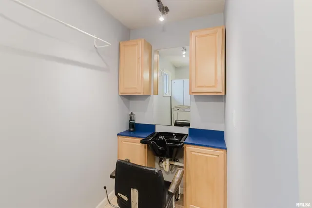 $407,000 | 1502 Nagel Drive, Marion, IL 62959