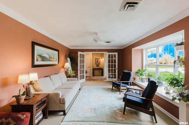 $407,000 | 1502 Nagel Drive, Marion, IL 62959