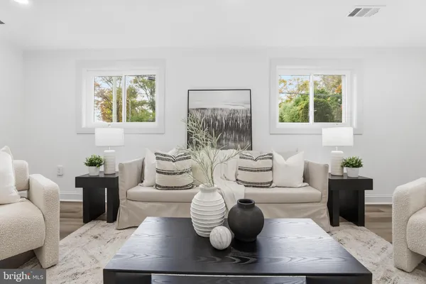 $699,000 | 13801 Lionel Lane, Rockville, MD 20853