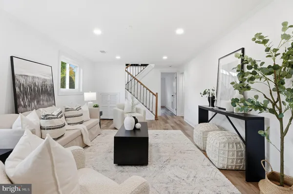 $699,000 | 13801 Lionel Lane, Rockville, MD 20853