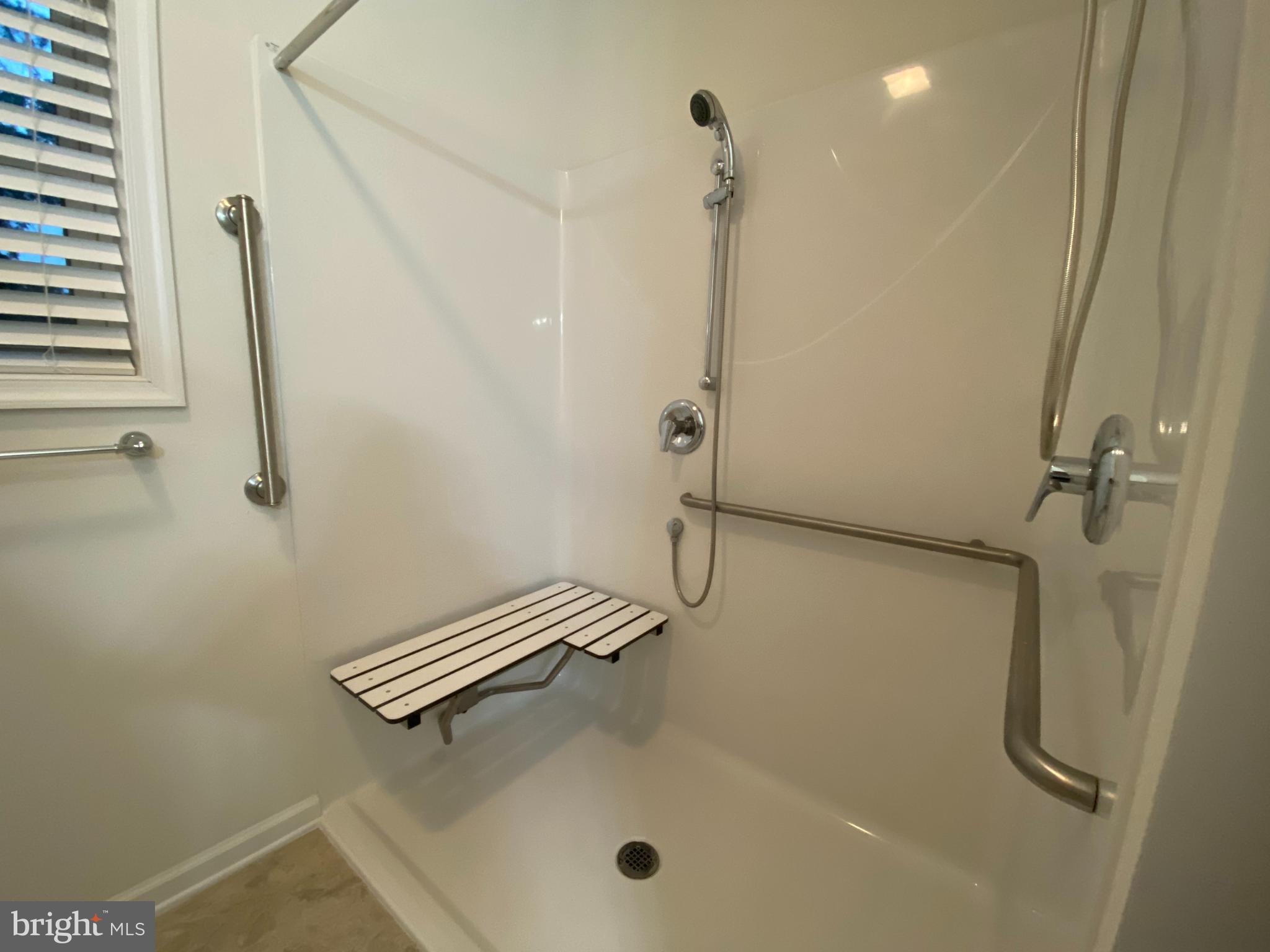 24294 Reynolds Pond Road Milton, DE 19968 - Photo 20 of 30 Owners Bath Shower