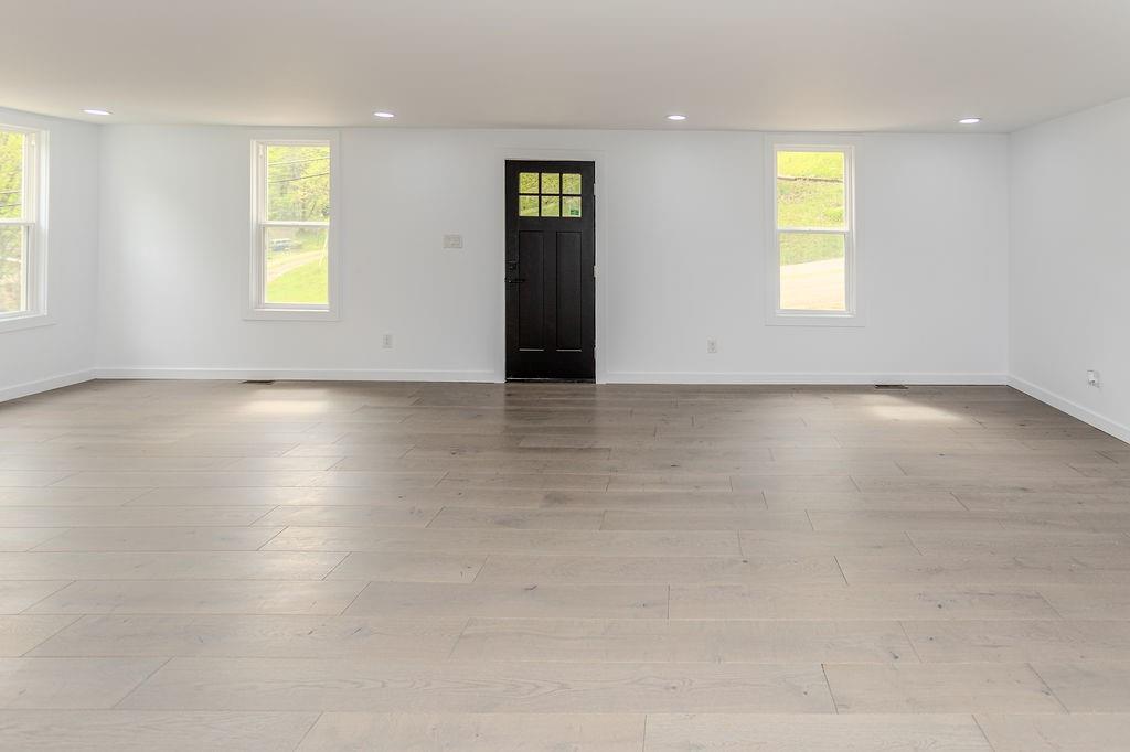 587 Upper Middletown Road Smock, PA 15480 - Photo 13 of 44 Gallery Image 13