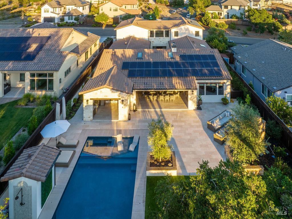3981 Parker Hill Road Santa Rosa, CA 95404 - Photo 33 of 43 an aerial view of a house with swimming pool and large trees