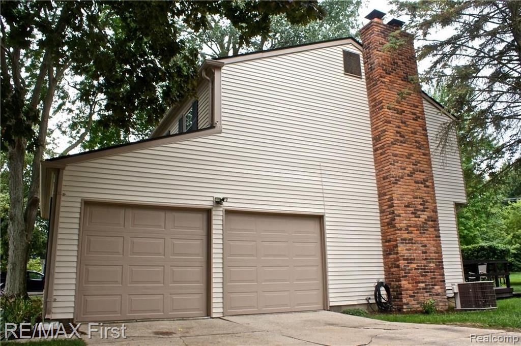 1399 West Fairview Lane Rochester Hills, MI 48306 - Photo 41 of 46