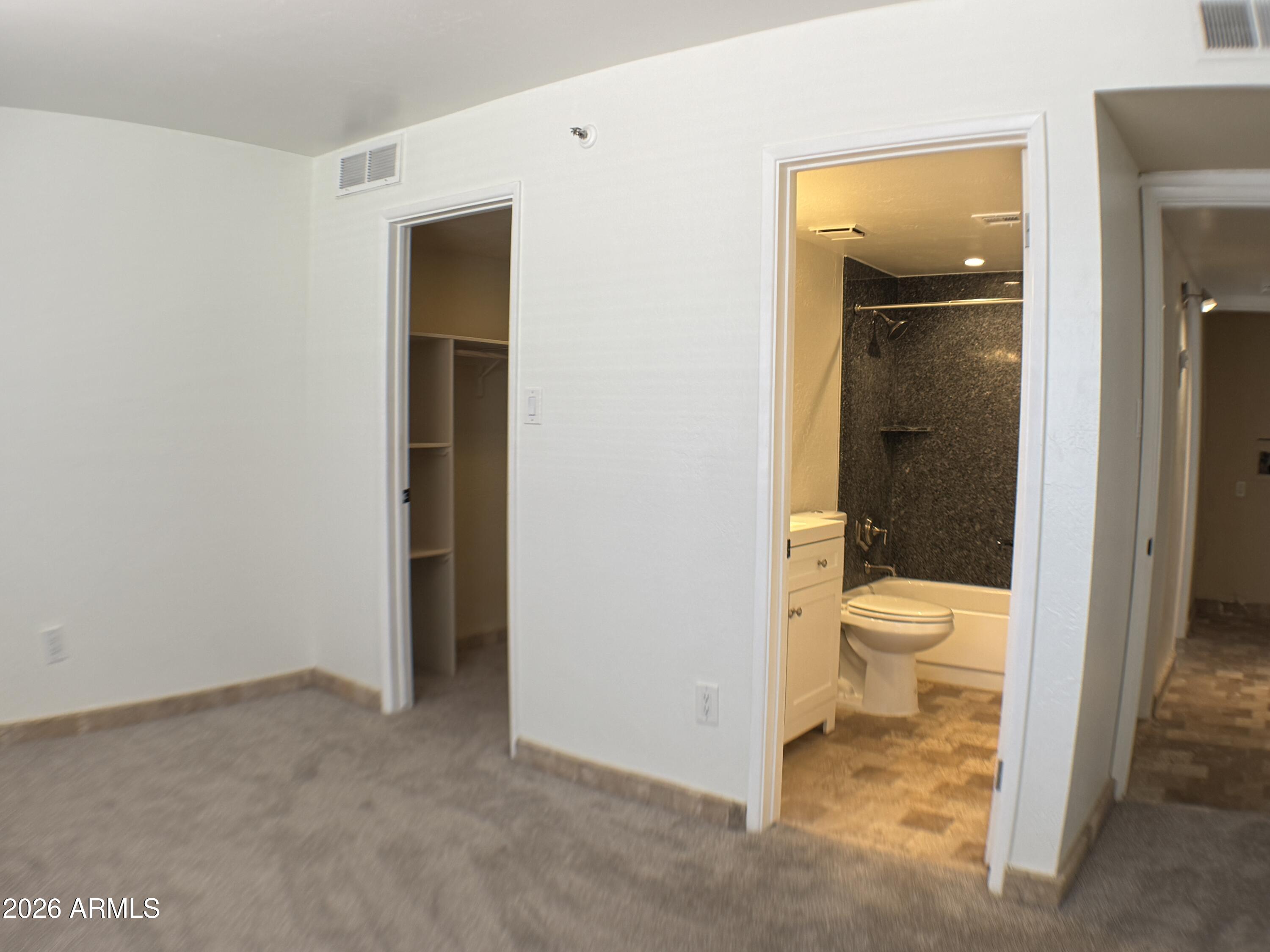 7950 East Camelback Road, Unit 203 Scottsdale, AZ 85251 - Photo 10 of 22 IMG_0955 (1)