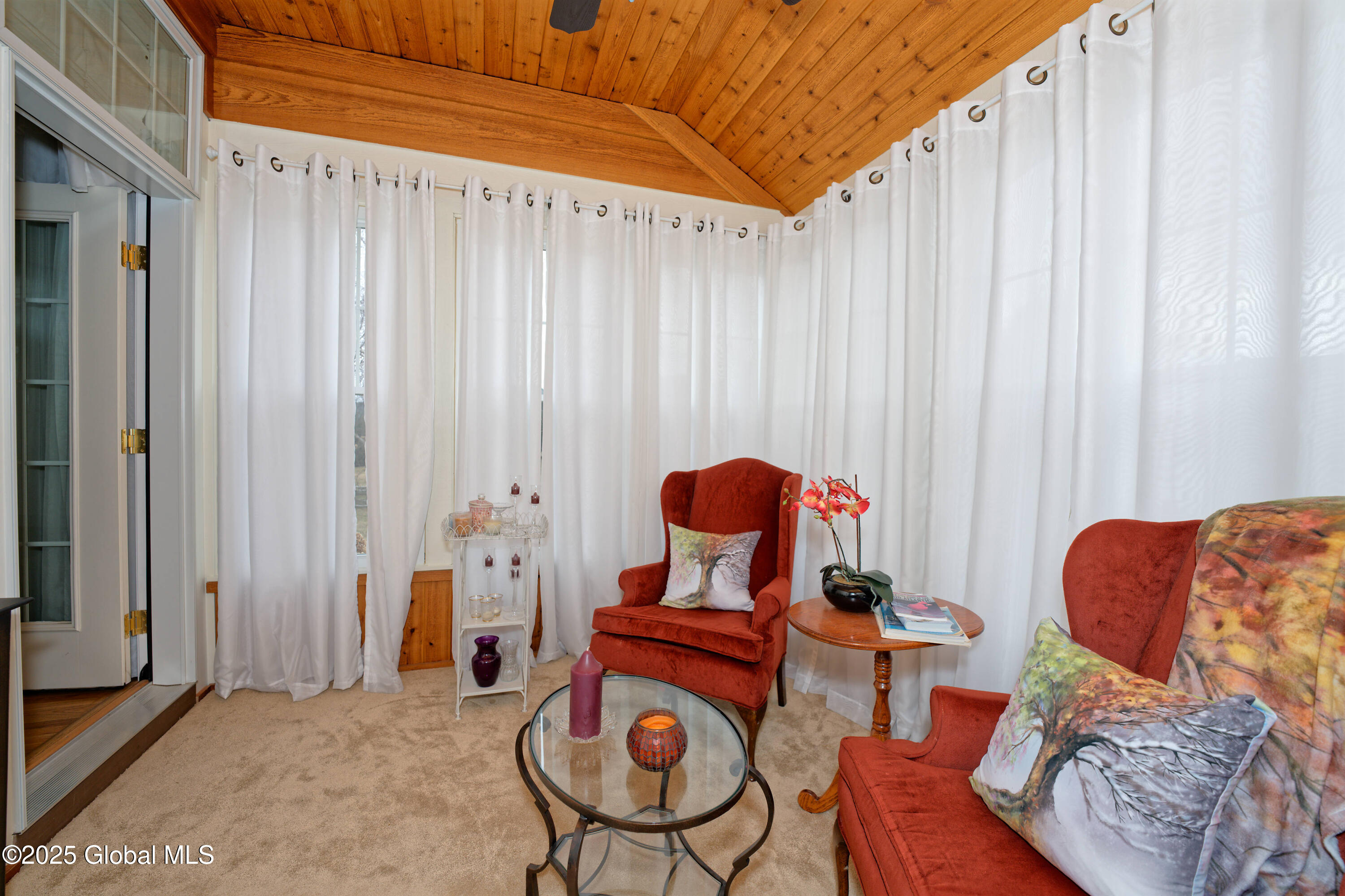 18 Gladstone Circle Halfmoon, NY 12118 - Photo 27 of 61 5 Sunroom 2