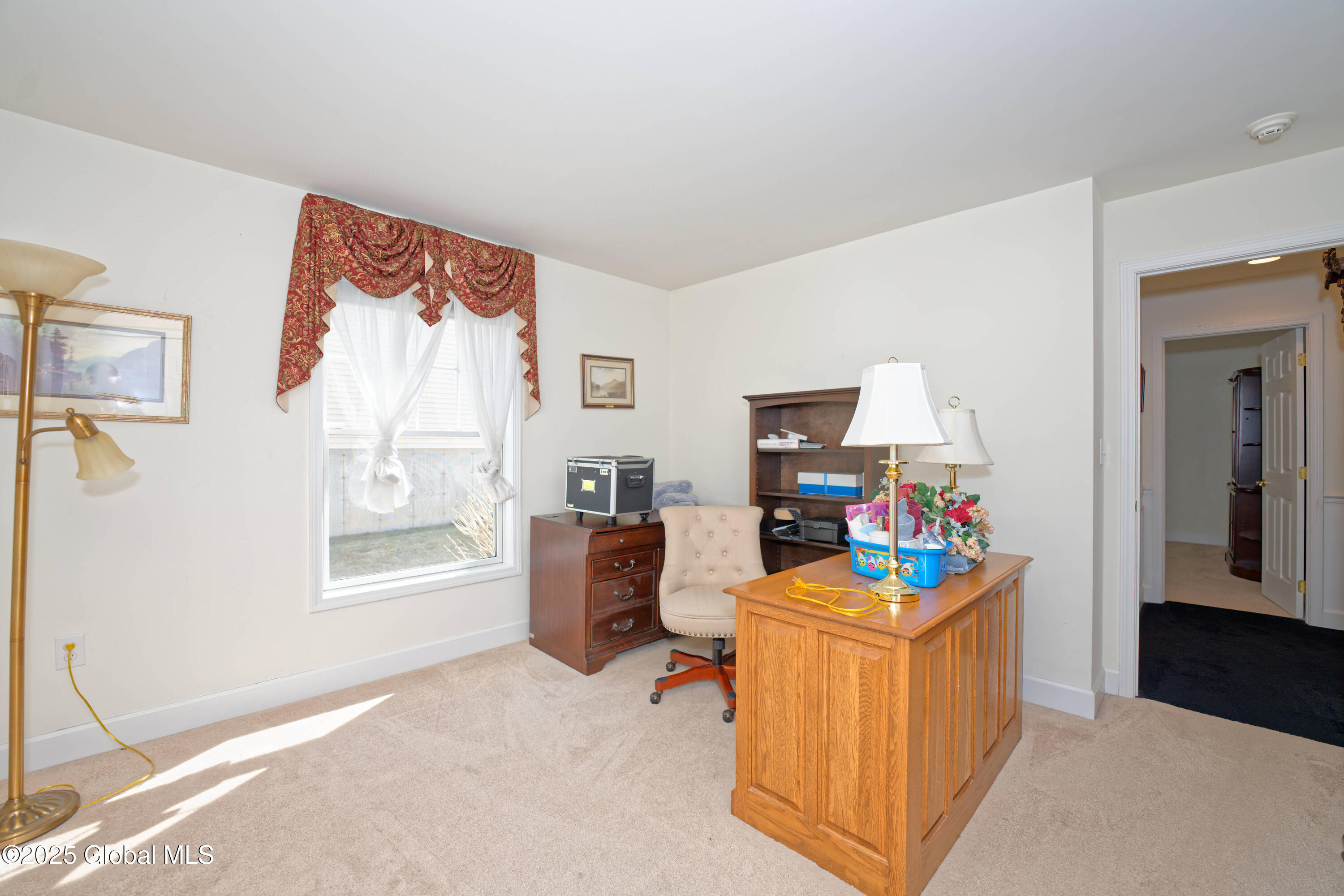 18 Gladstone Circle Halfmoon, NY 12118 - Photo 36 of 61 7 Bedroom 3