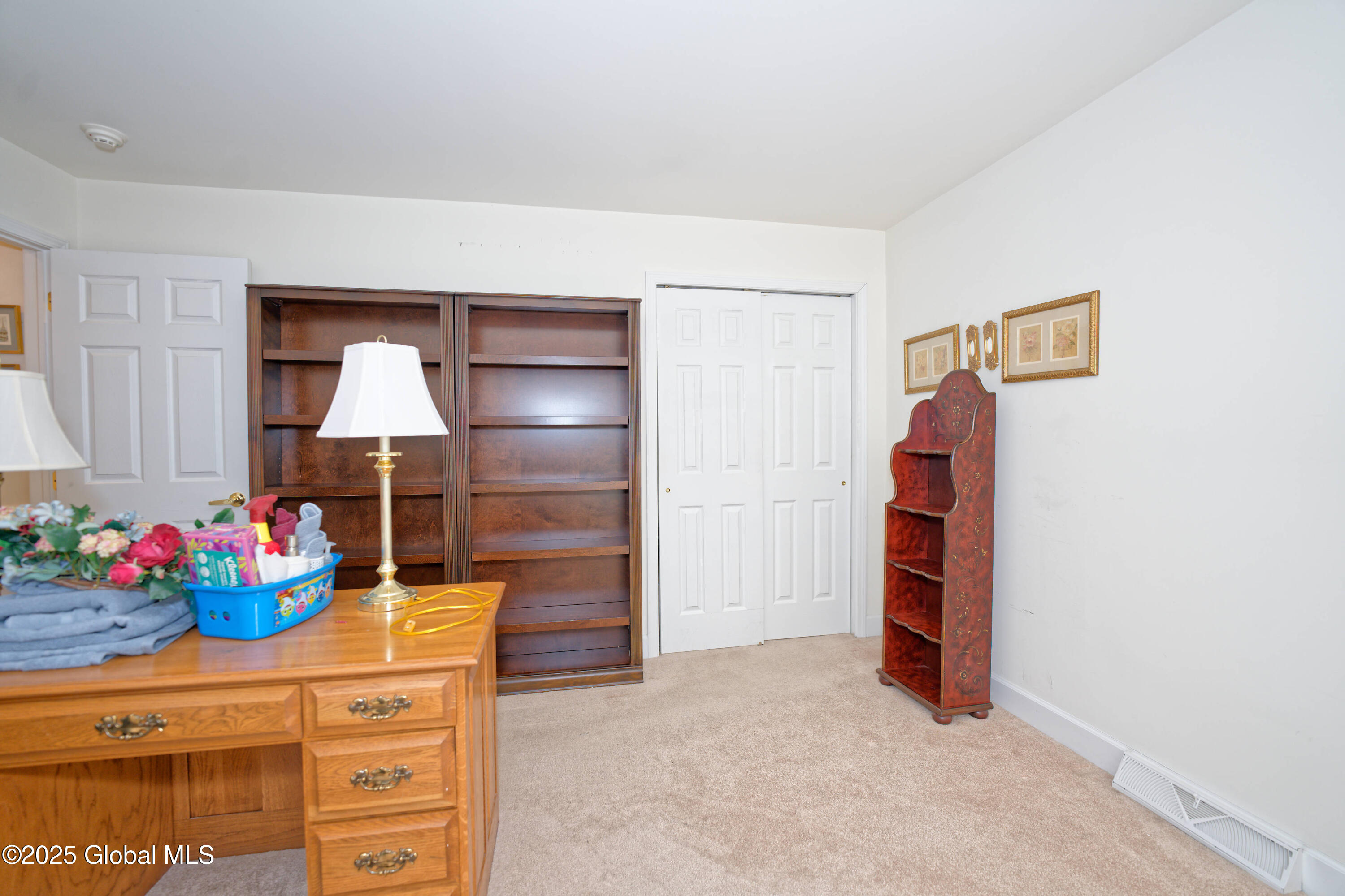 18 Gladstone Circle Halfmoon, NY 12118 - Photo 37 of 61 7 Bedroom 4