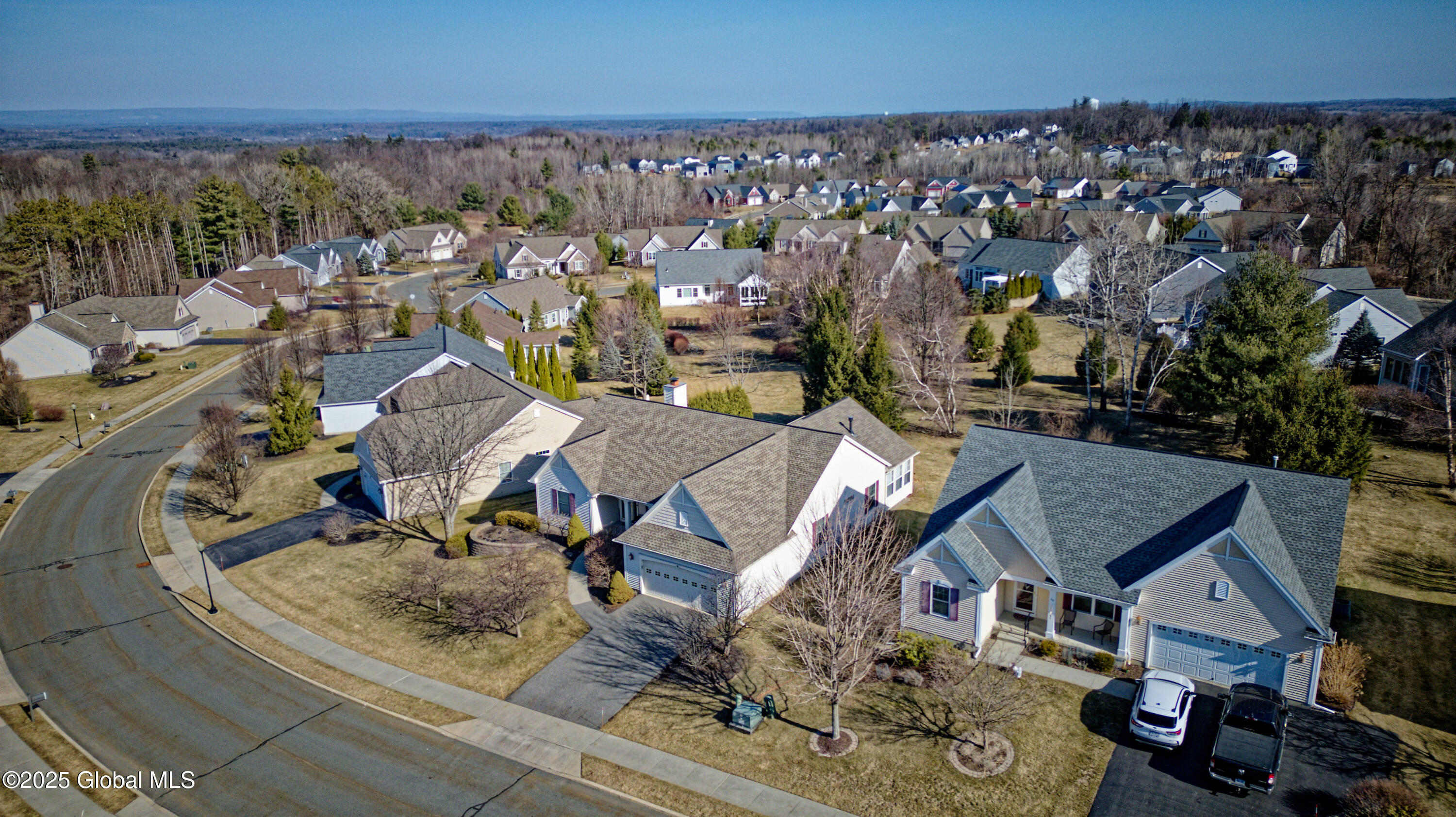 18 Gladstone Circle Halfmoon, NY 12118 - Photo 48 of 61 0 Air Front 8