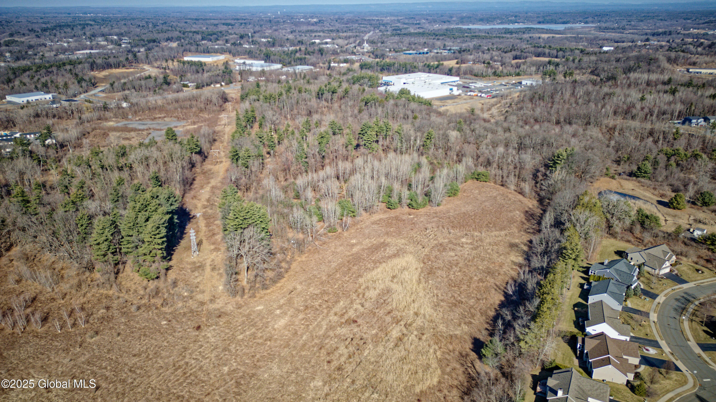 18 Gladstone Circle Halfmoon, NY 12118 - Photo 51 of 61 Air Yard 7