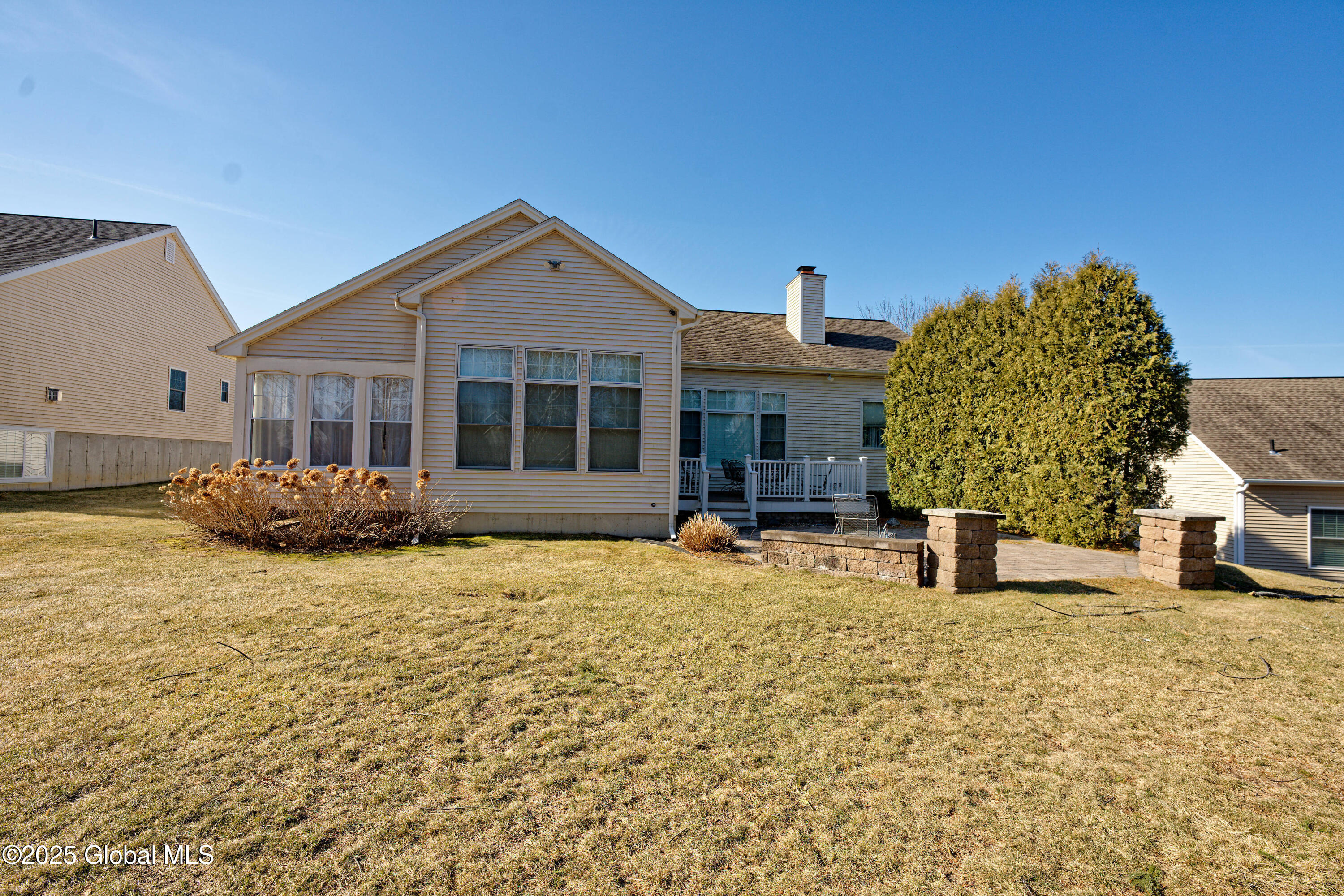 18 Gladstone Circle Halfmoon, NY 12118 - Photo 54 of 61 Yard 2