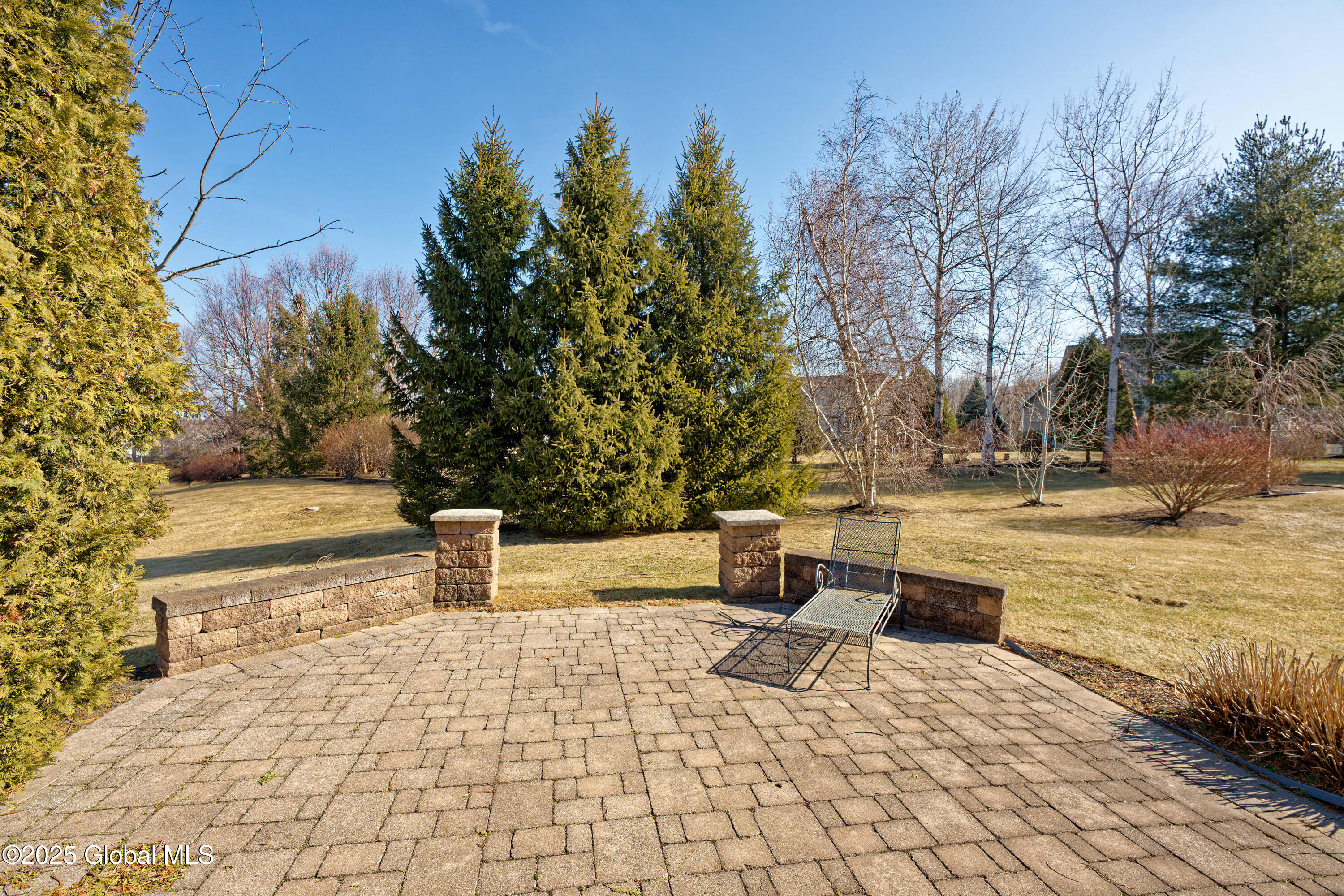 18 Gladstone Circle Halfmoon, NY 12118 - Photo 55 of 61 Yard 3