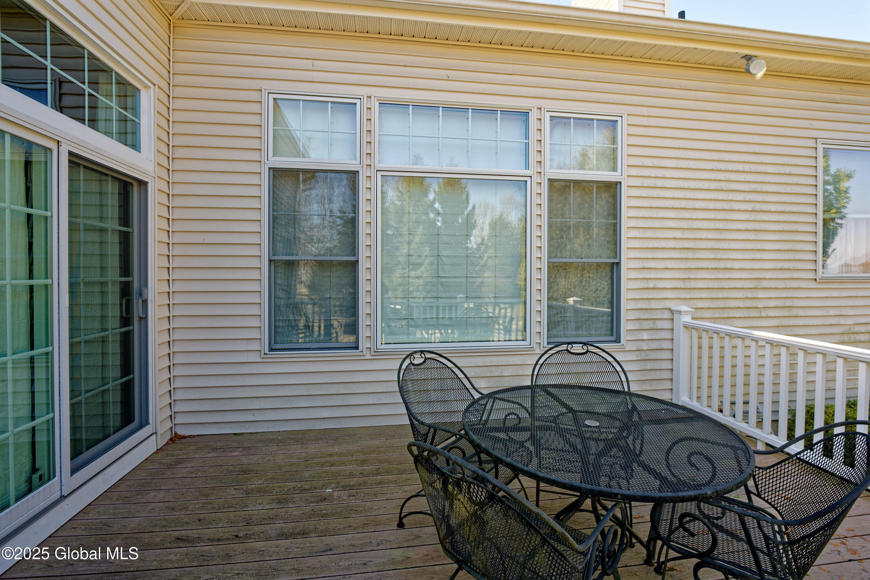 18 Gladstone Circle Halfmoon, NY 12118 - Photo 56 of 61 Yard 4