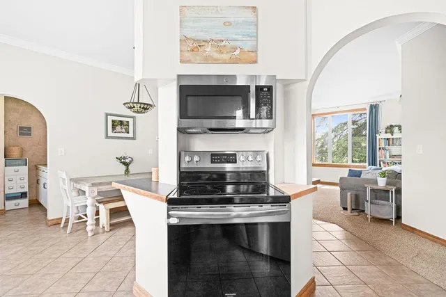 $429,900 | 45 East Highway 61, Esko, MN 55733