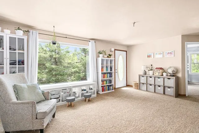 $429,900 | 45 East Highway 61, Esko, MN 55733