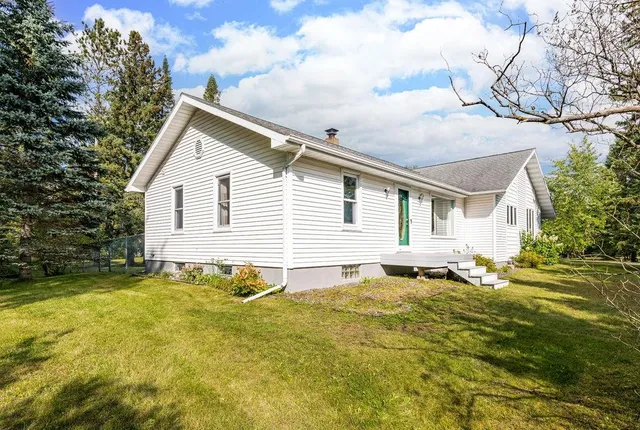 $429,900 | 45 East Highway 61, Esko, MN 55733