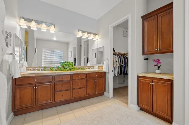 $1,250,000 | 14776 Interlachen Terrace, Valley Center, CA 92082