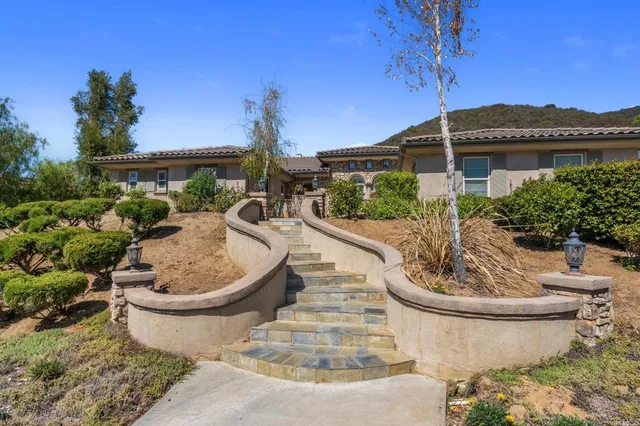 $1,250,000 | 14776 Interlachen Terrace, Valley Center, CA 92082