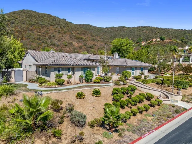 $1,250,000 | 14776 Interlachen Terrace, Valley Center, CA 92082