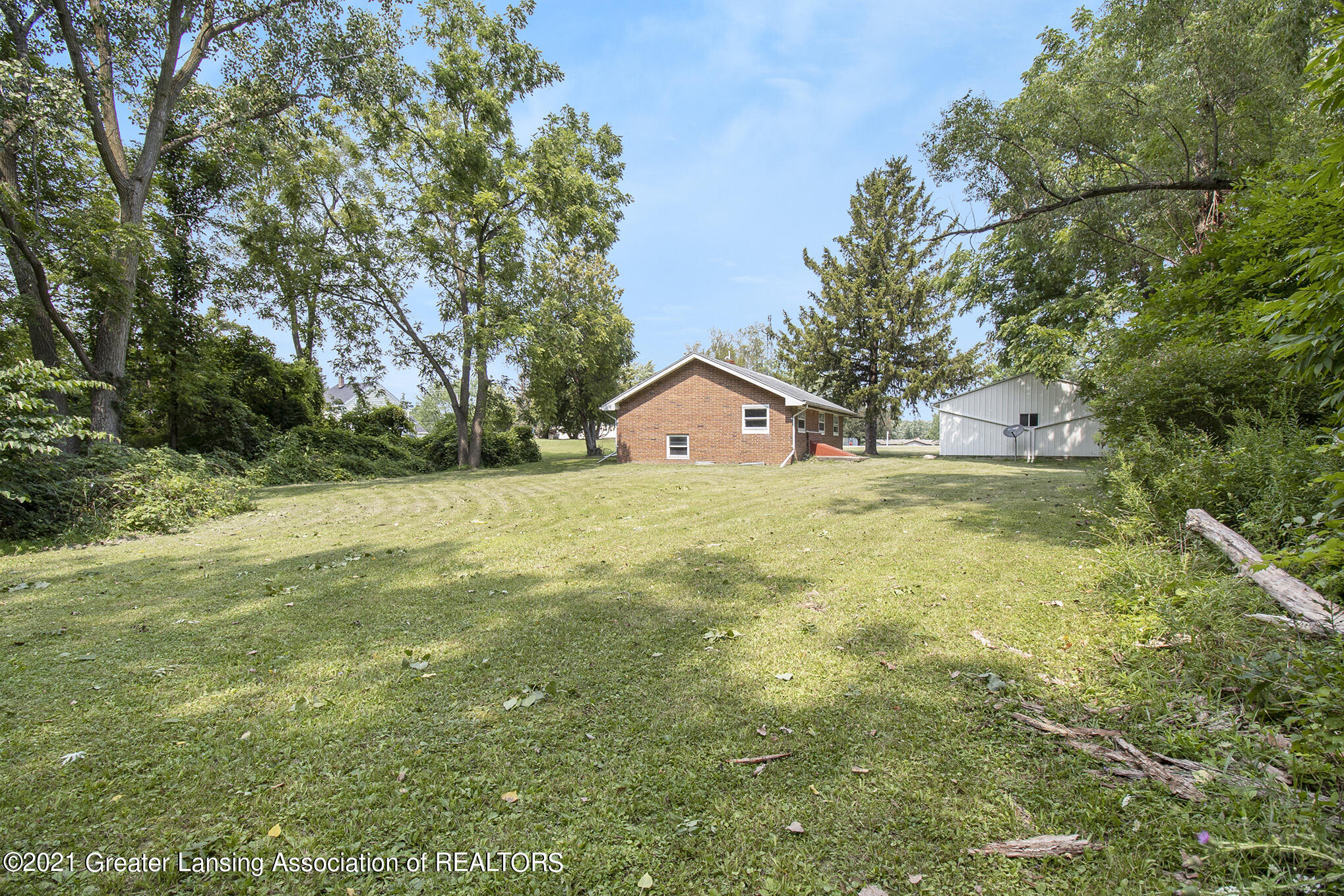 1460 East State Road Lansing, MI 48906 - Photo 20 of 26 Rear View