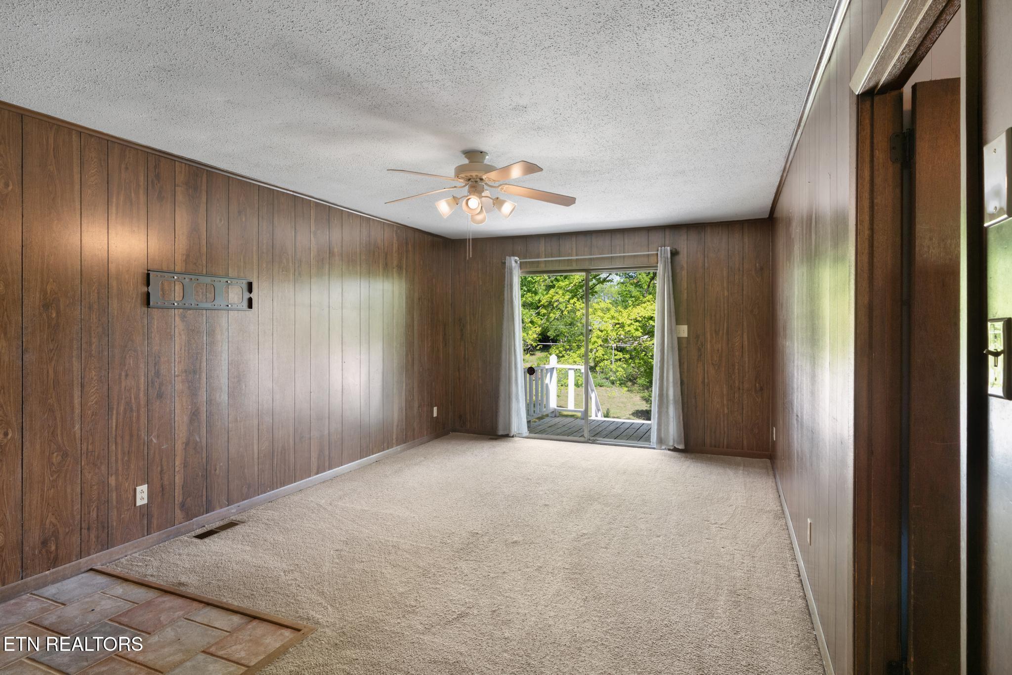 133 Bunch Lane Clinton, TN 37716 - Photo 11 of 41 7R409220