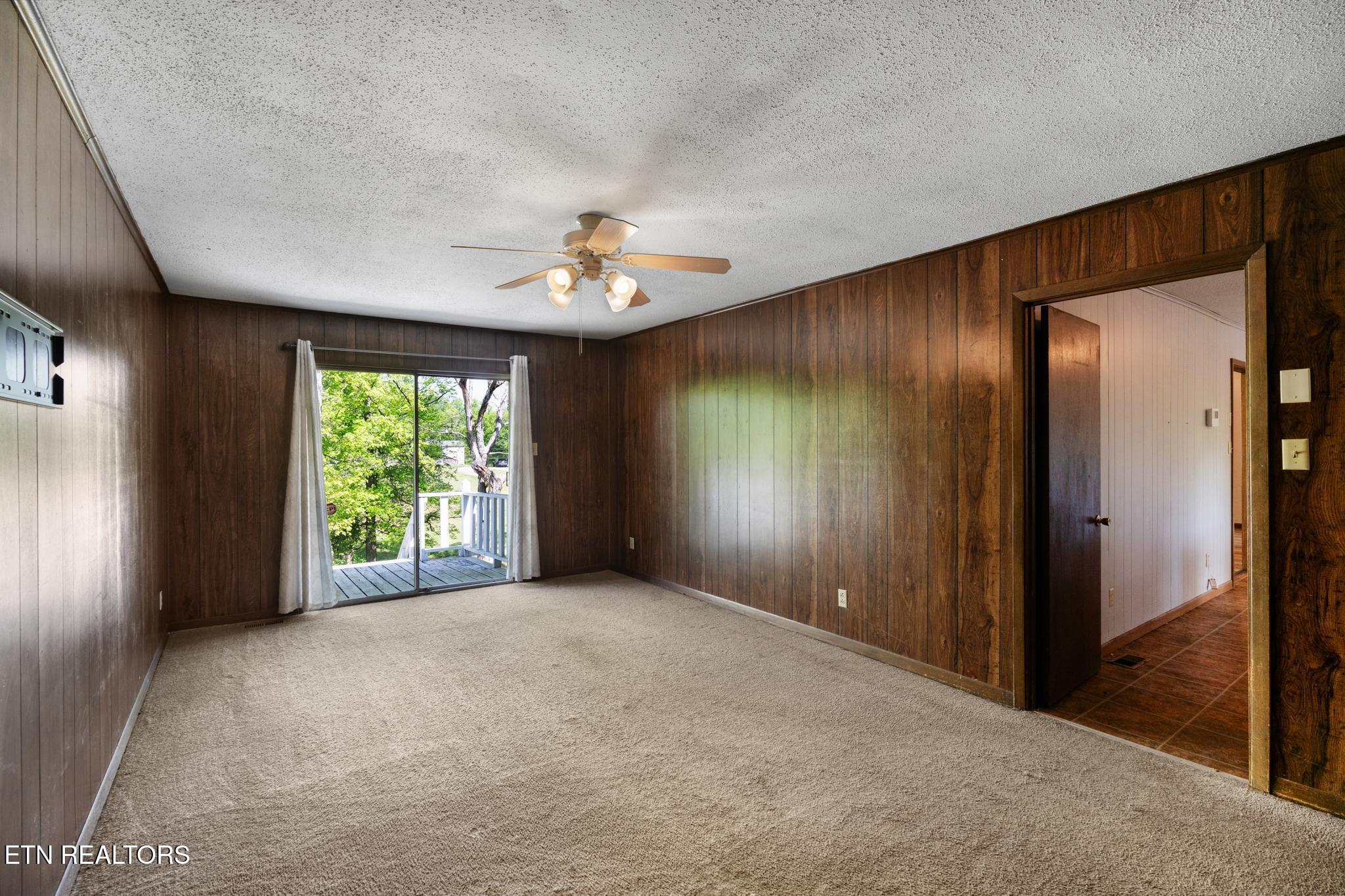 133 Bunch Lane Clinton, TN 37716 - Photo 12 of 41 7R409225