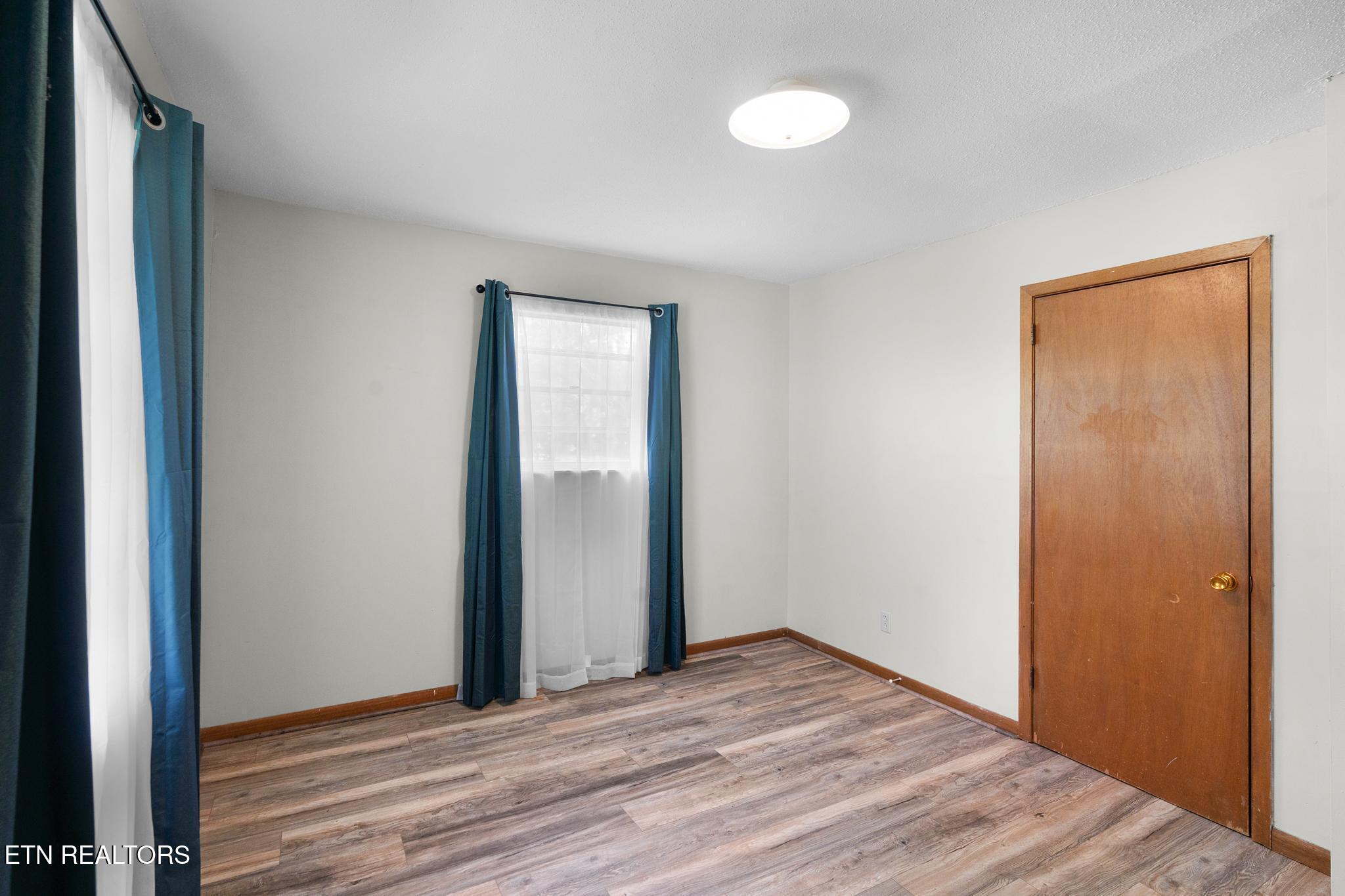 133 Bunch Lane Clinton, TN 37716 - Photo 22 of 41 7R409274