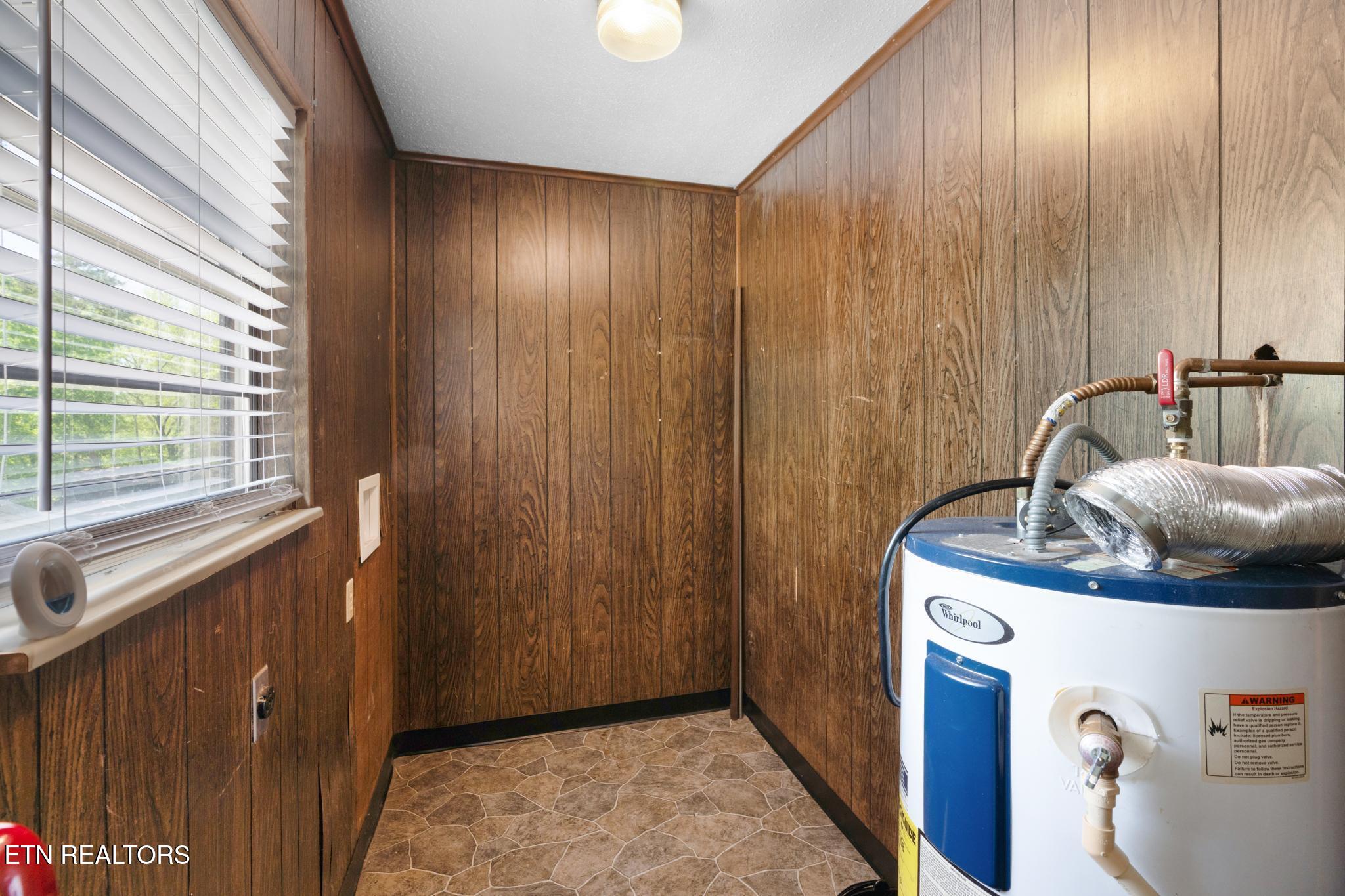 133 Bunch Lane Clinton, TN 37716 - Photo 23 of 41 7R409283