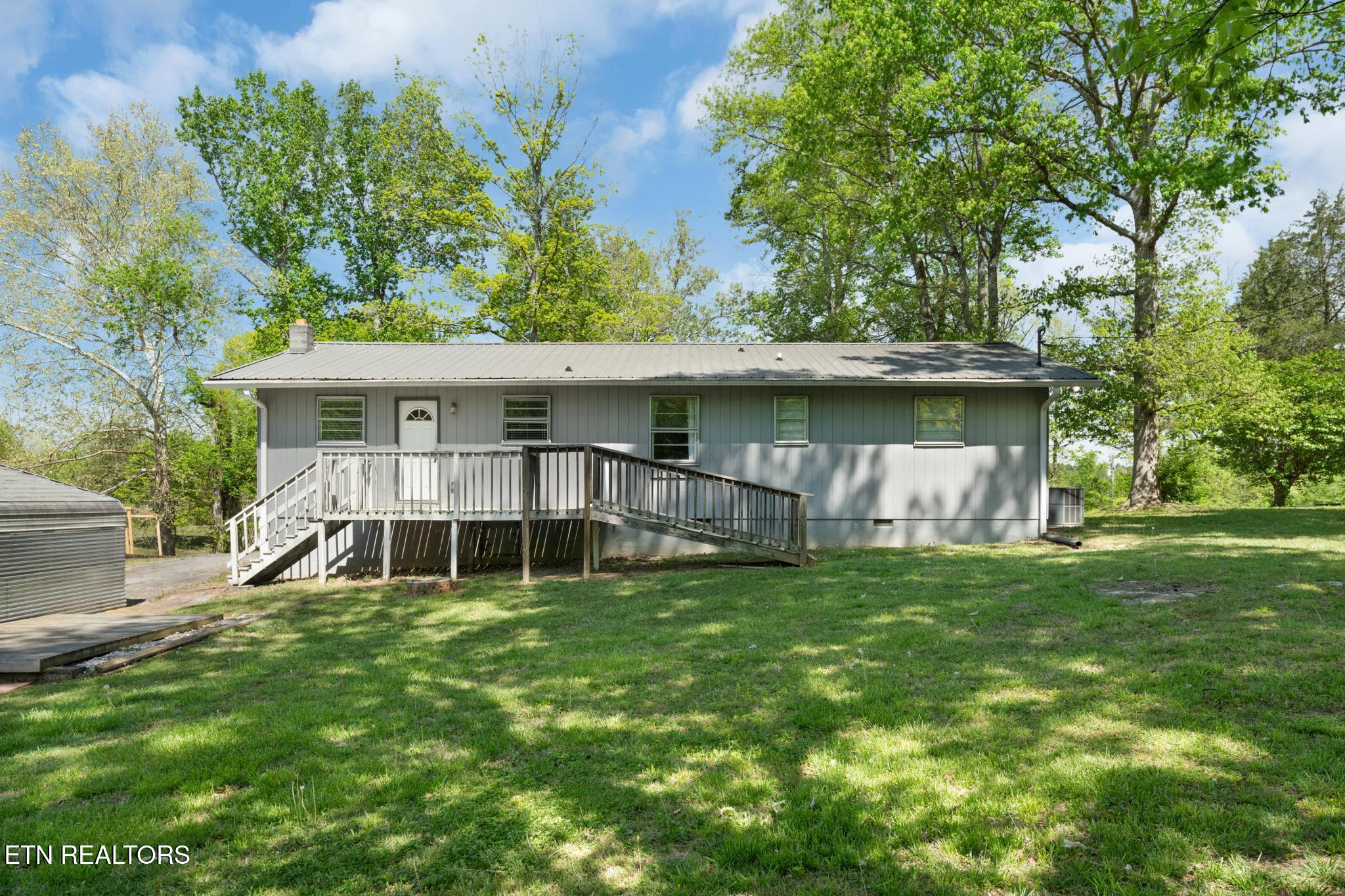 133 Bunch Lane Clinton, TN 37716 - Photo 29 of 41 7R409305