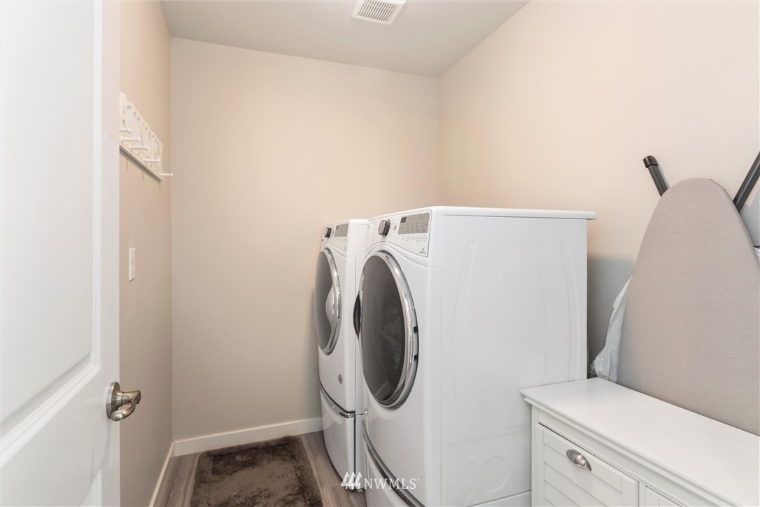 4306 186th Street Southeast Bothell, WA 98012 - Photo 14 of 21