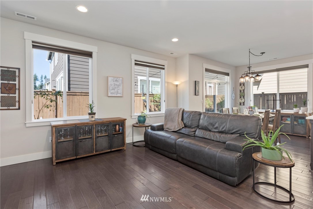 4306 186th Street Southeast Bothell, WA 98012 - Photo 5 of 21