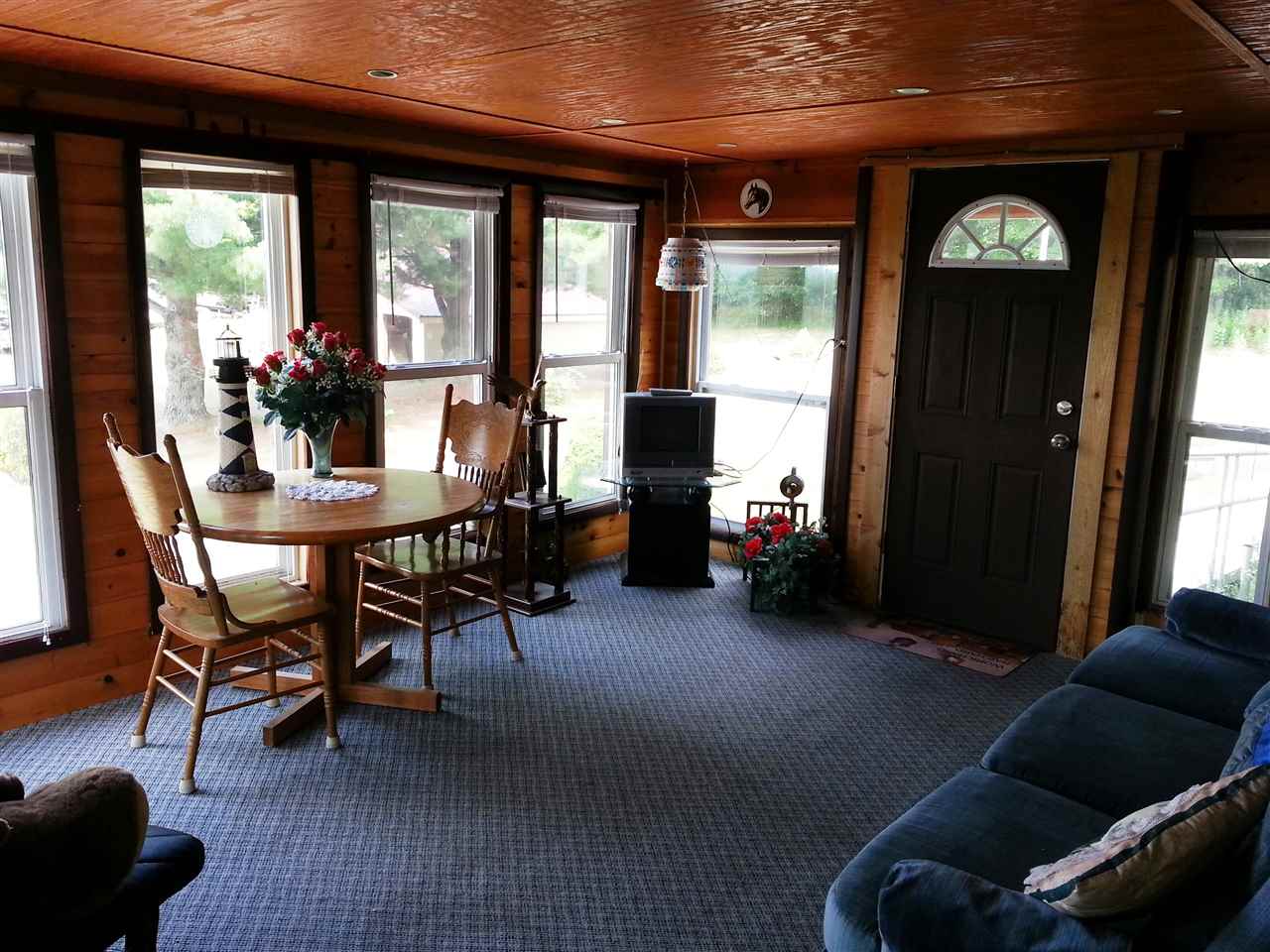 7024 Lincoln Road Beulah, MI 49617 - Photo 13 of 19 1816421-12.JPG